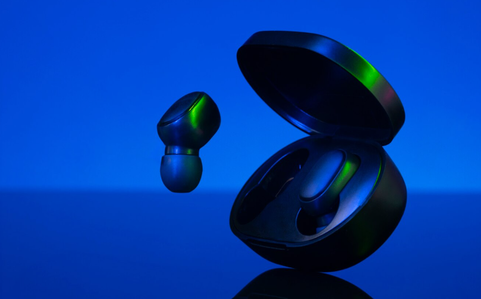 wireless earbuds, best wireless earbuds, bluetooth earbuds, wireless earbud reviews, wireless earbud technology, true wireless earbuds, wireless earbud prices, wireless earbuds offer, wireless earbuds sound quality, latest wireless earbuds